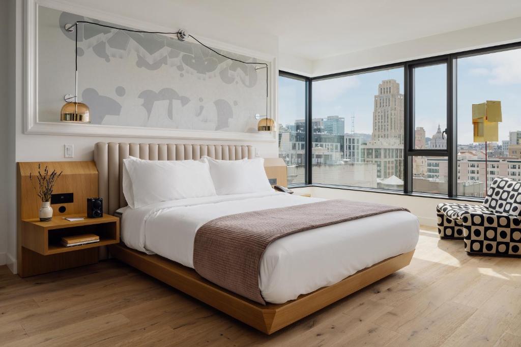 Queen Studio – Disability Access