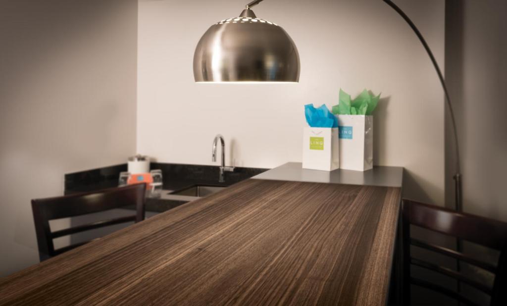 King Junior Suite Non-Smoking