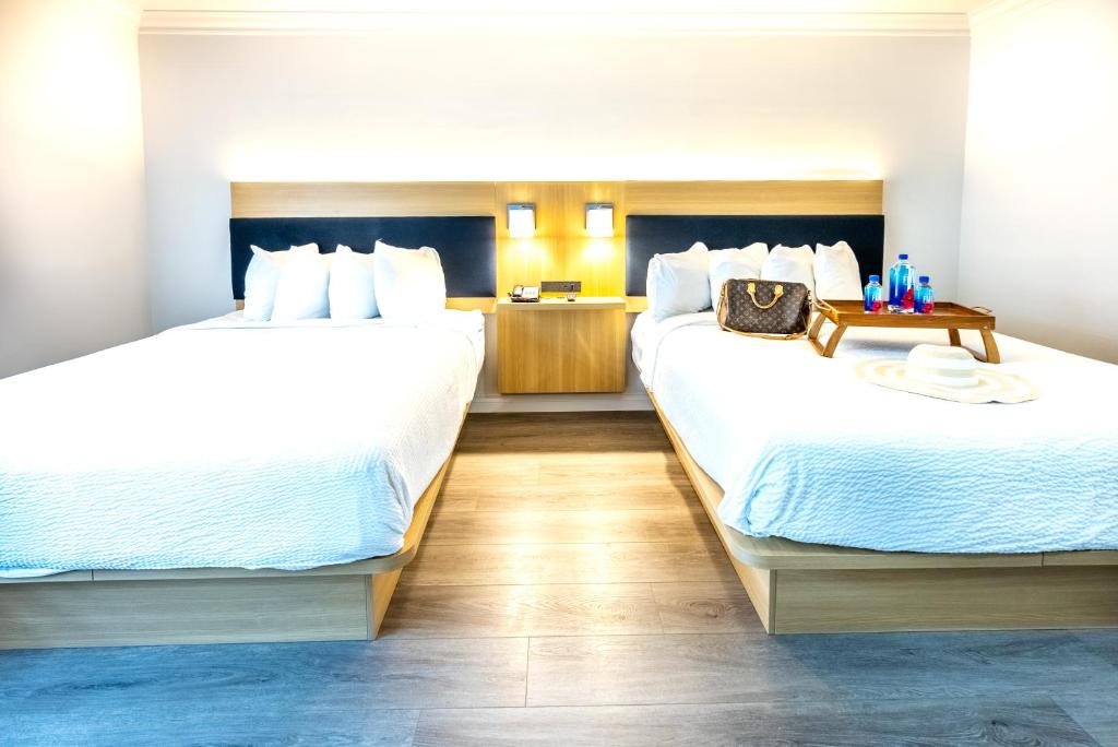 Two Queen Beds Non-Smoking