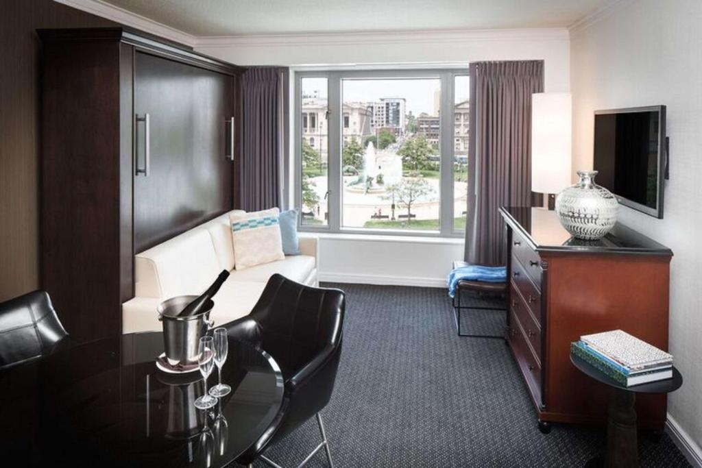 Superior Double Room with City View