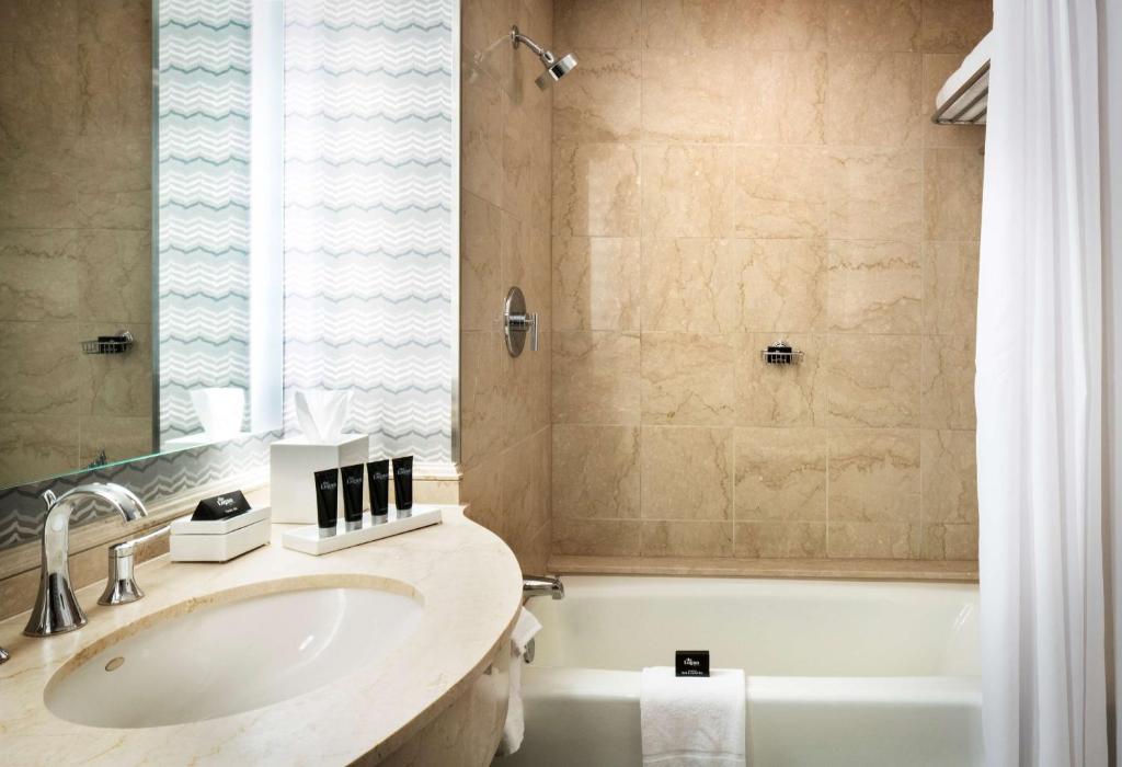 Superior Double Room with Two Double Beds