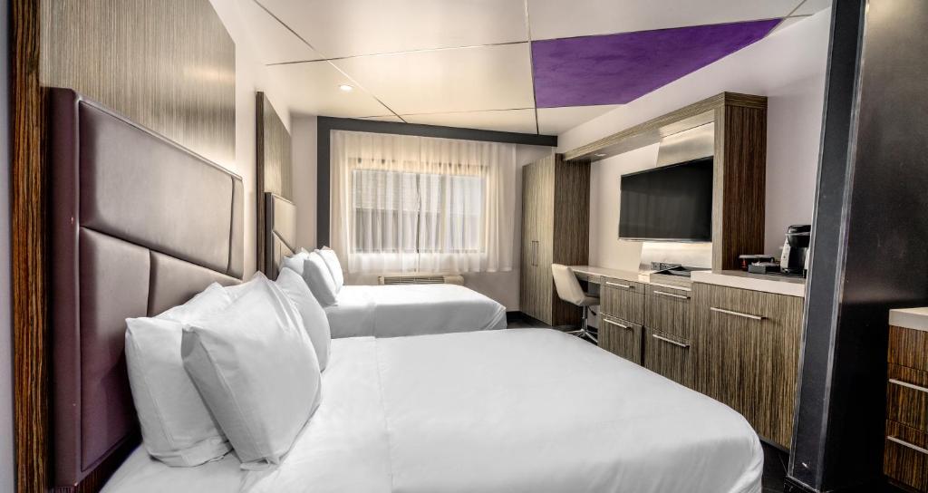 Double Room with Two Double Beds