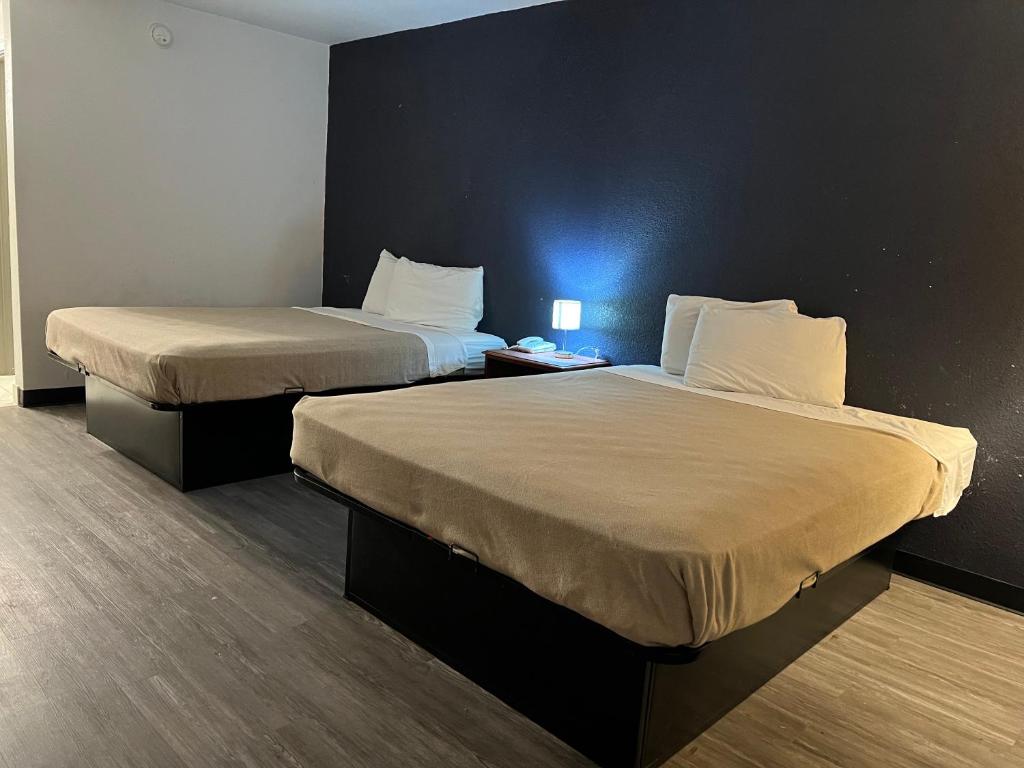 Double Room with Two Double Beds – Non-Smoking