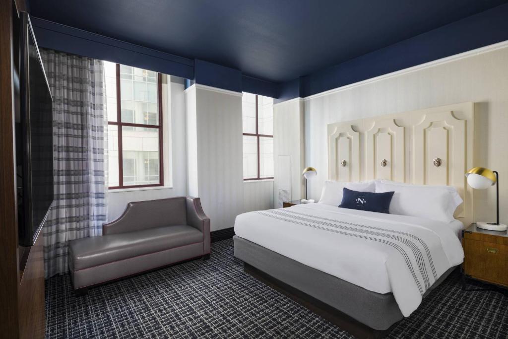 One Bedroom Suite 1 Bedroom Suite 1 King Sofa bed