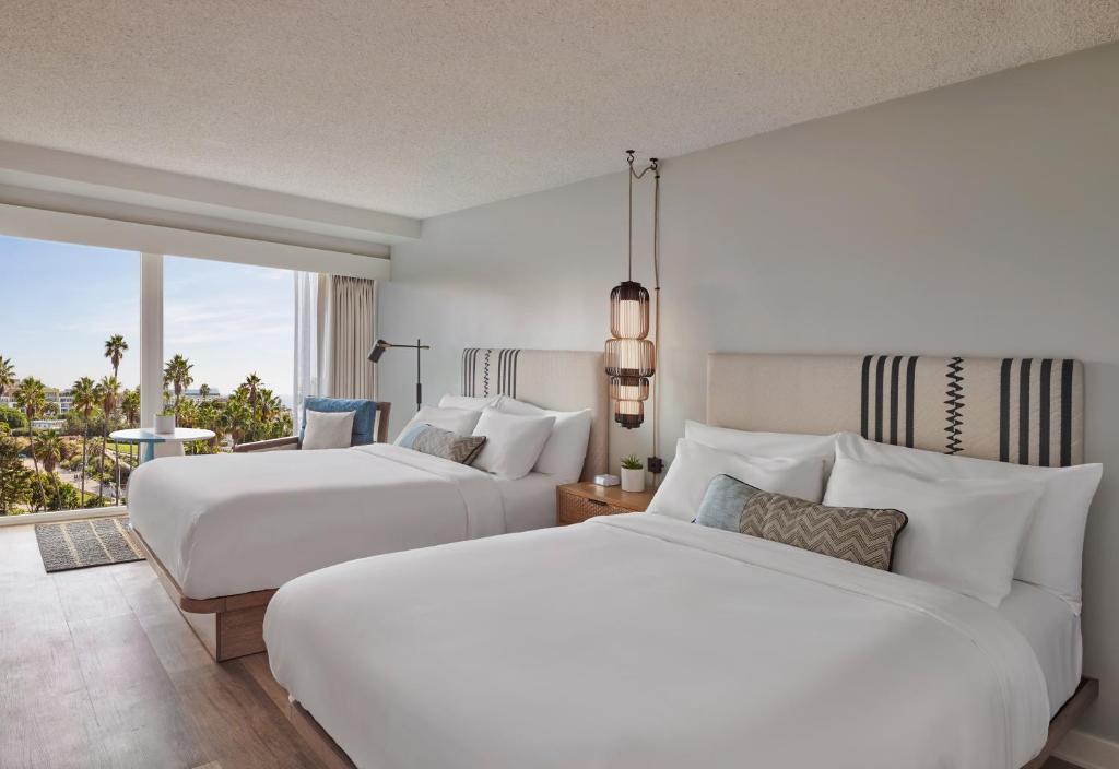 Superior Queen Room with Two Queen Beds