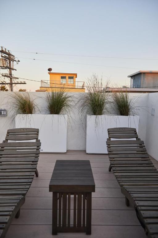 Deluxe Double Studio