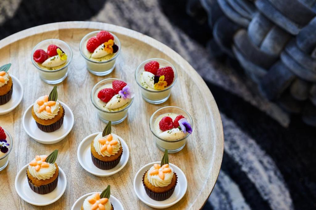 King Room – Club Level