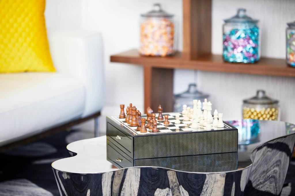 King Room – Club Level