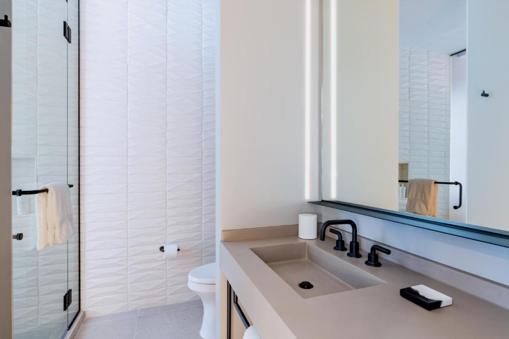 Queen Room with Two Queen Beds and Balcony