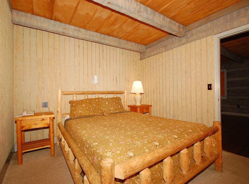 Two-Bedroom Log Cabin