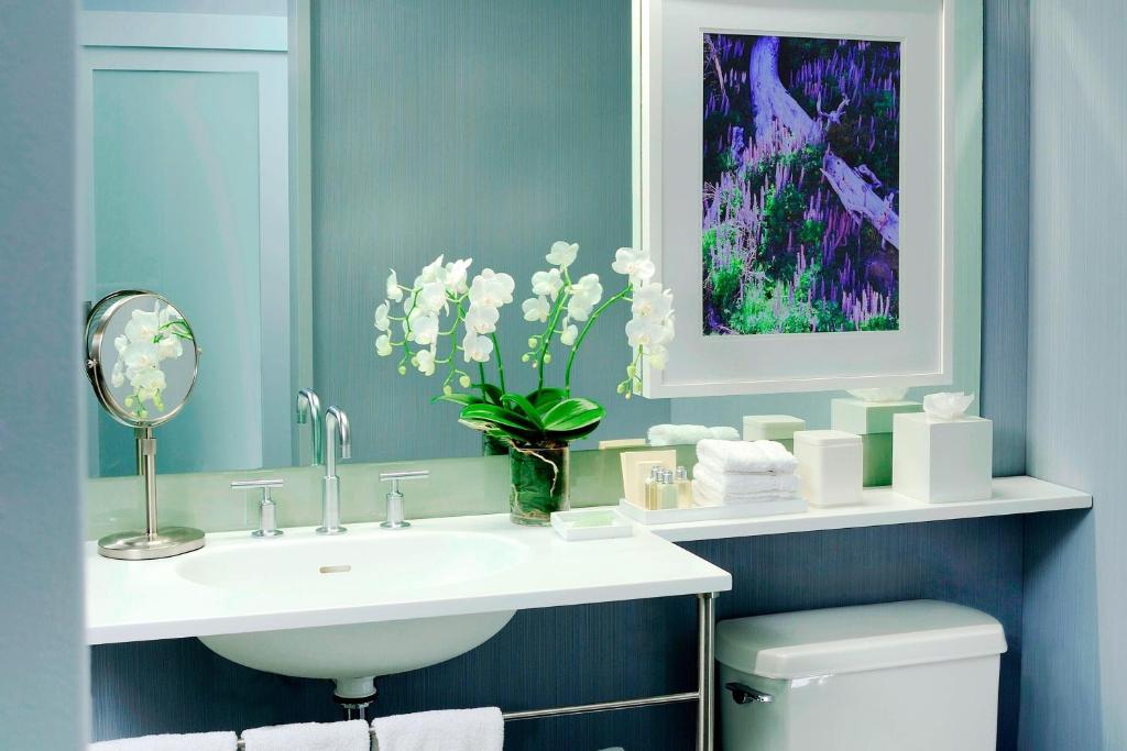 Grand Deluxe Double Larger Guest room 2 Queen