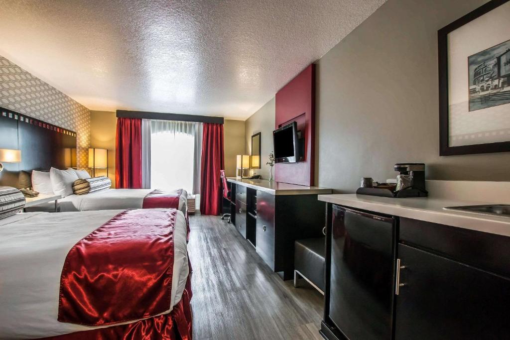 Standard Room 2 Queen Beds Non Smoking