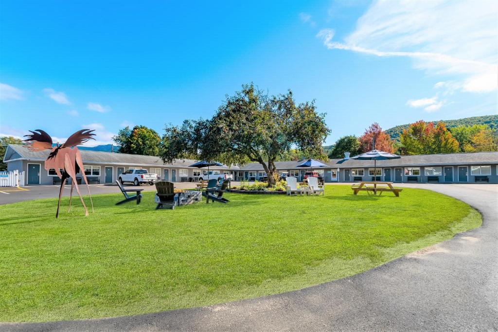 Standard Queen Room with Two Queen Beds