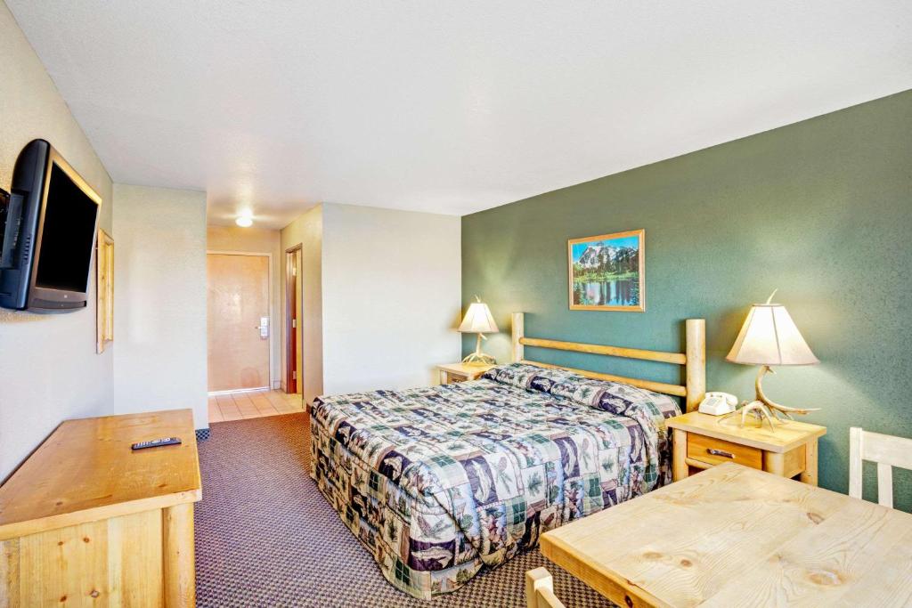 King Room – Non-Smoking