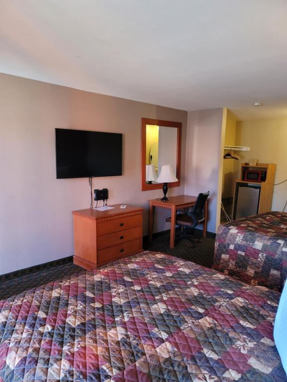 Queen Room with Two Queen Beds