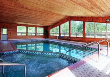 King Suite – Non-Smoking