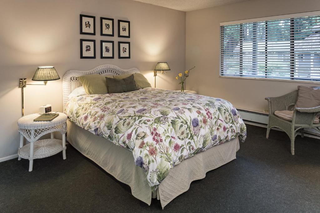 Deluxe Double Room with Bath