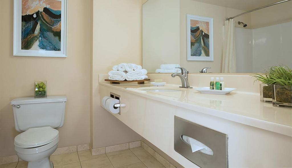 WEST CLASSIC ROOM 2 QUEEN NON-SMOKING