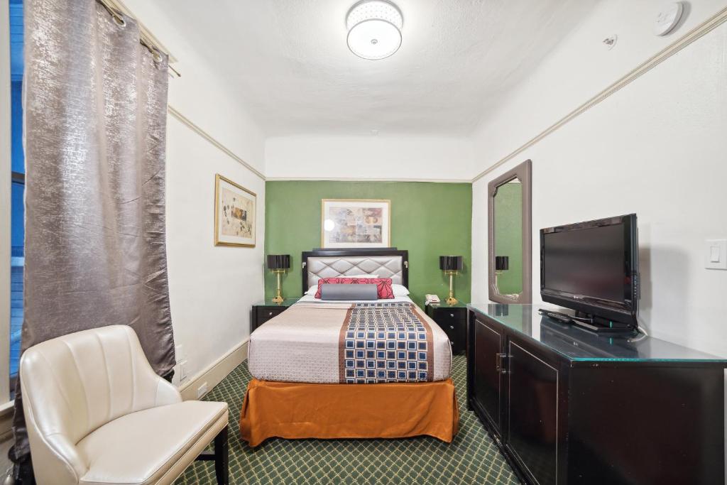 Standard with One Full Size Bed