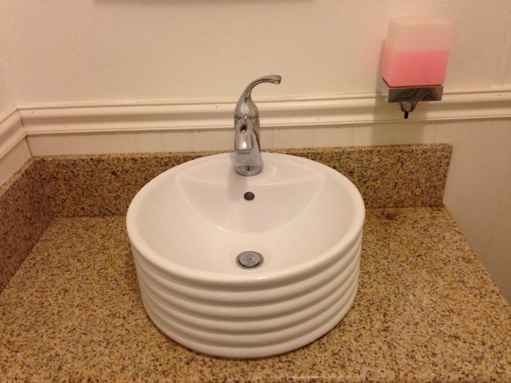 Private Deluxe 4-Bed Room Ensuite