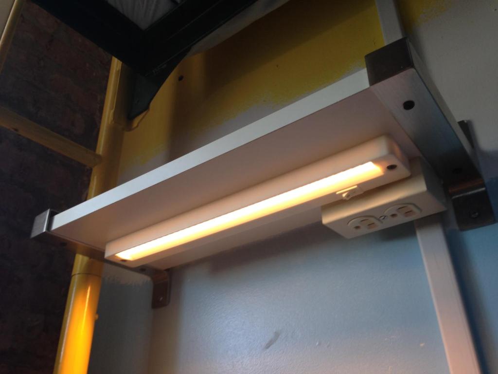 Single Bed in Mixed Dormitory Room