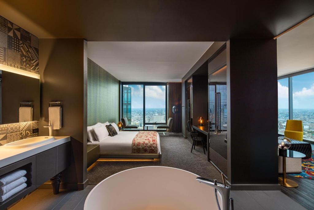 Fantastic Suite 1 King City view