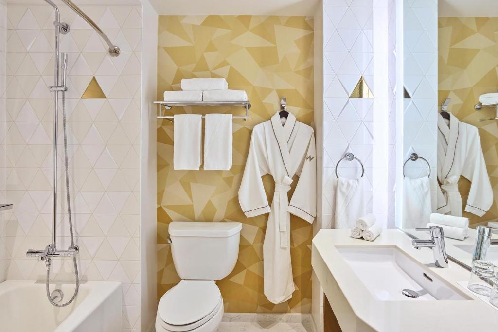 Wonderful King Room – Hearing Accessible