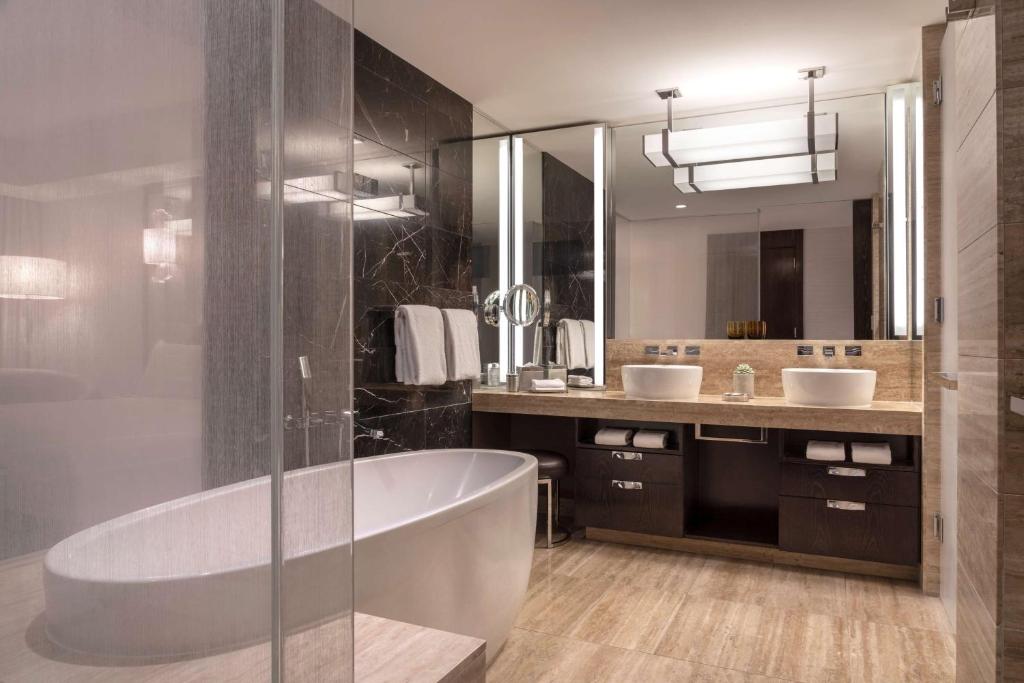 King Room with Vegas Strip View