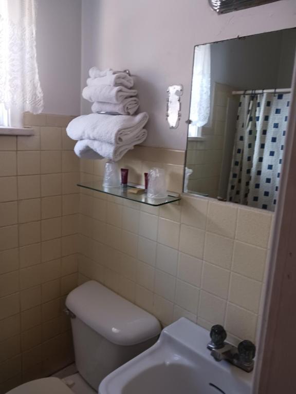 Standard Two Queen Room Non-Smoking