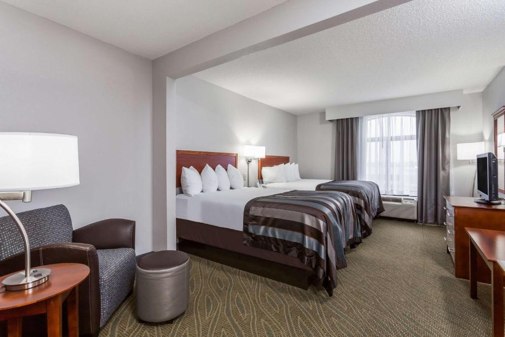 Double Room with Two Double Beds – Non-Smoking