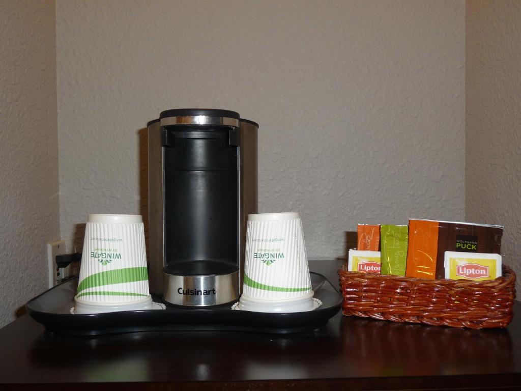 Deluxe King Room – Non-Smoking