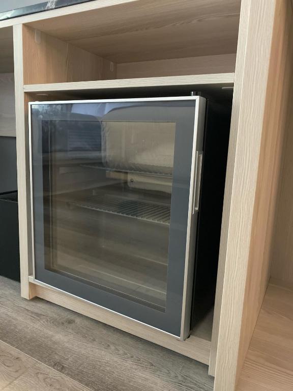 Double Room with Two Double Beds and View – Non-Smoking