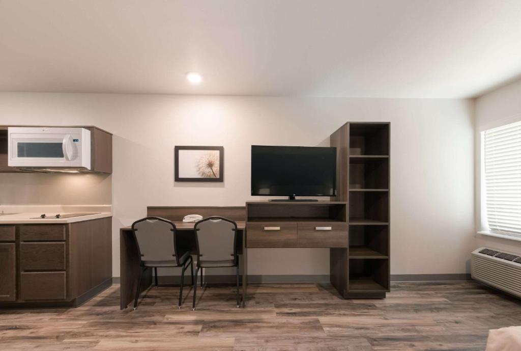 Standard Queen Room – Non Smoking