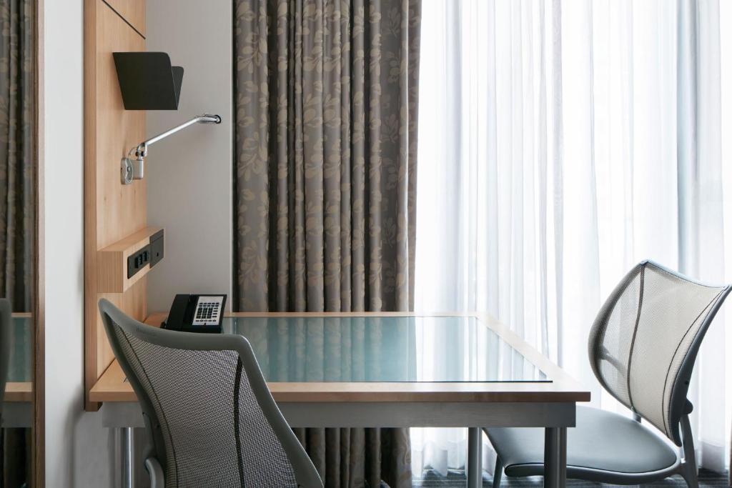 Standard Room with Two Twin Beds