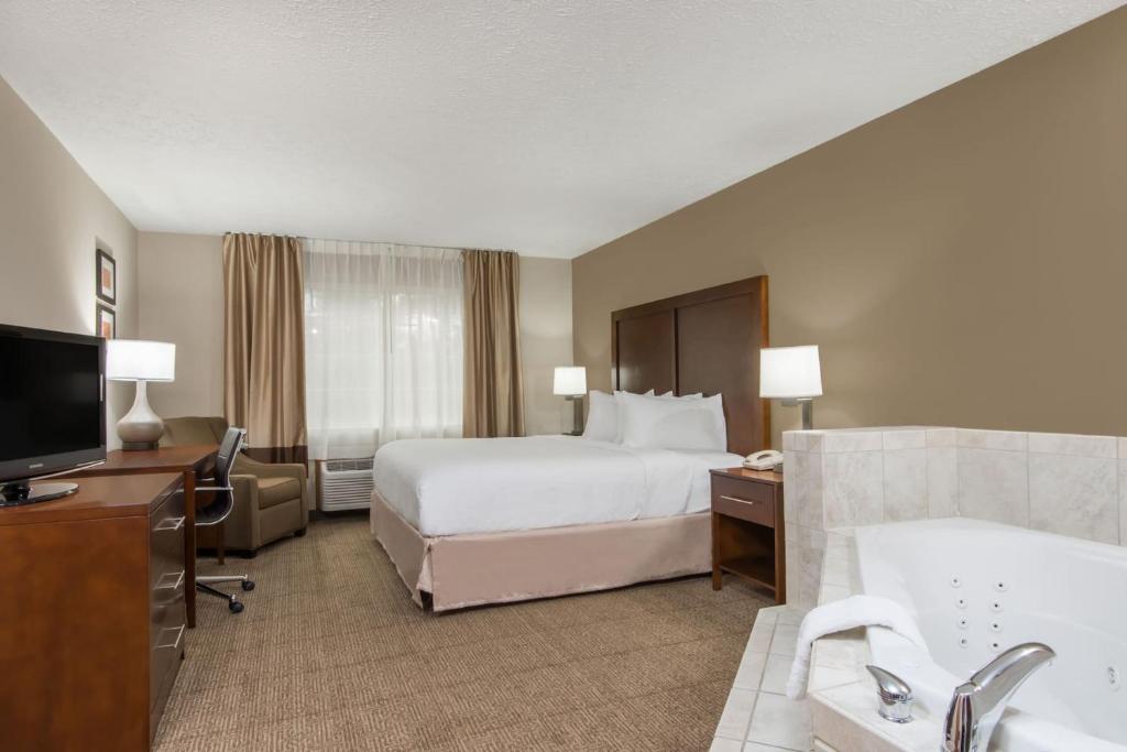 King Room with Spa Bath