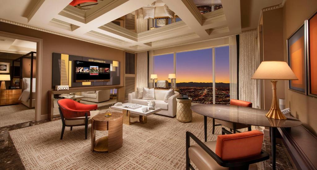 Wynn Tower Suite Parlor