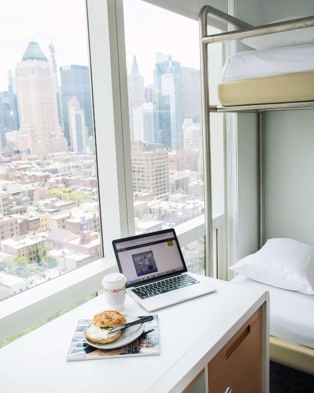 First Class Queen Junior Suite with two Bunks